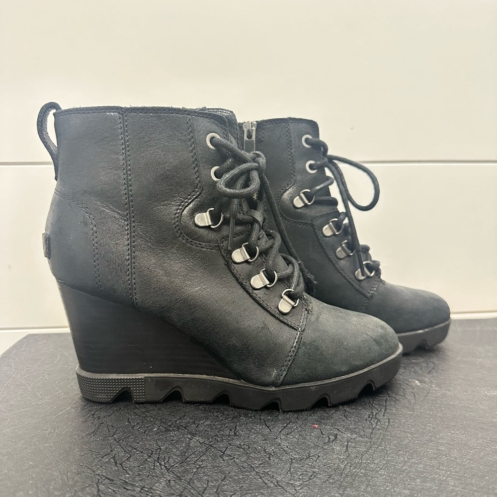 Sorel Wedges
